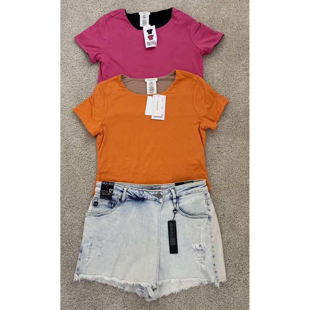 NWT Juniors Lot of 3 Reversible Tops Denim Skort Derek Heart Sz XL